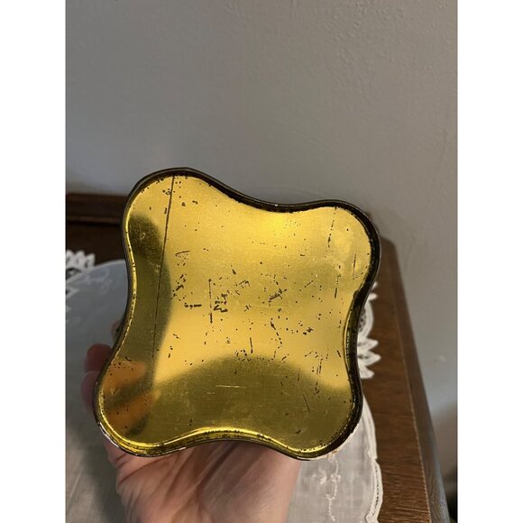 Dutch Scene Windmill Ship Tin with Lid, some paint drips - Picture 5 of 6